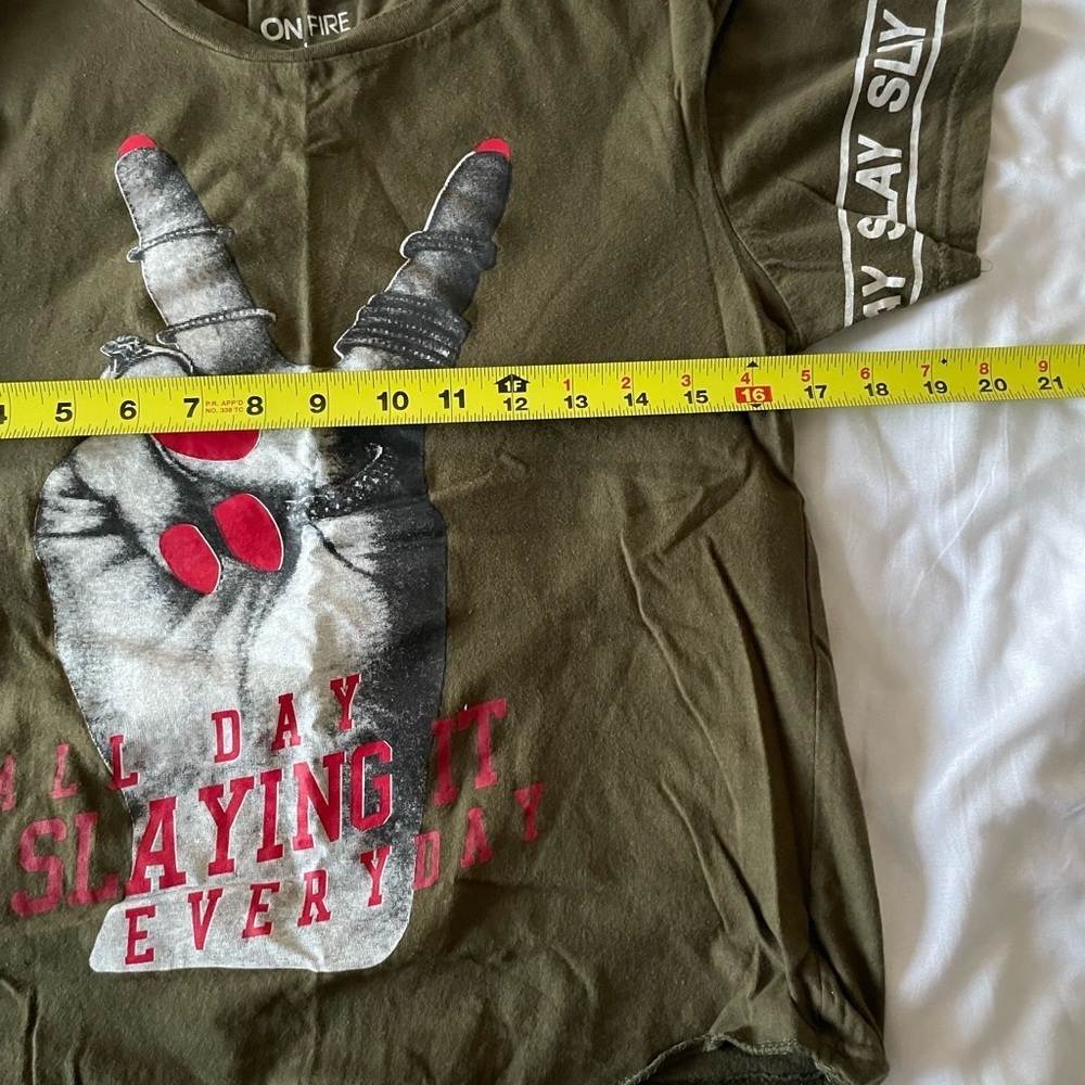 On Fire All day Slaying It Every Day T Shirt Green Womens Size L - Picture 6 of 8